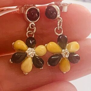 Butterscother or oiled and red amber earrings NWT sterling silver flower design